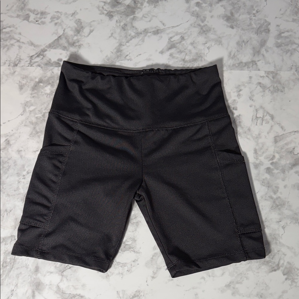 Place Girl's Black Bike Shorts Size Medium 7/8